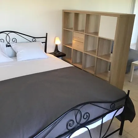 The Olive Garden Apartment *
